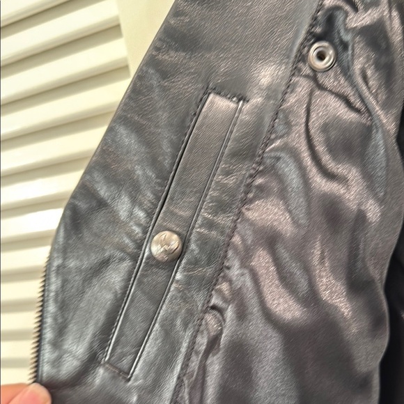 Women’s leather Harley vest - Picture 6 of 7